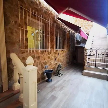 Le Petit Castillo 펜션 San Fulgencio